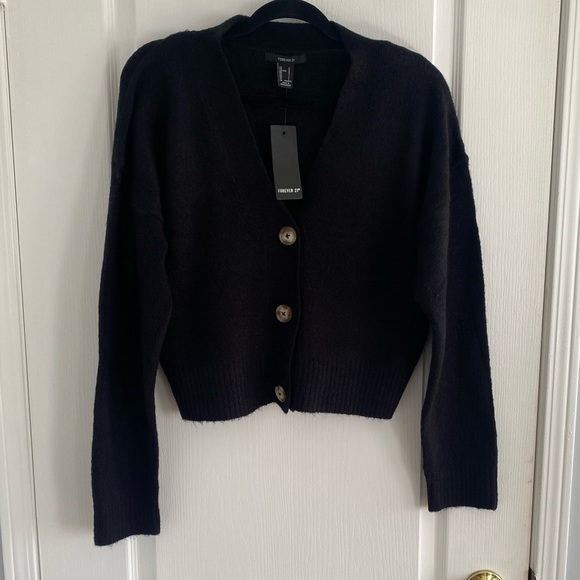 Brand New Forever 21 Cropped Sweater - Picture 1 of 5